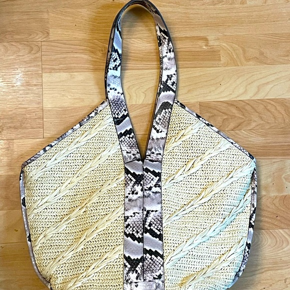 VINCE CAMUTO Afina raffia straw, canvas and snakeskin leather tote EUC - Picture 11 of 13
